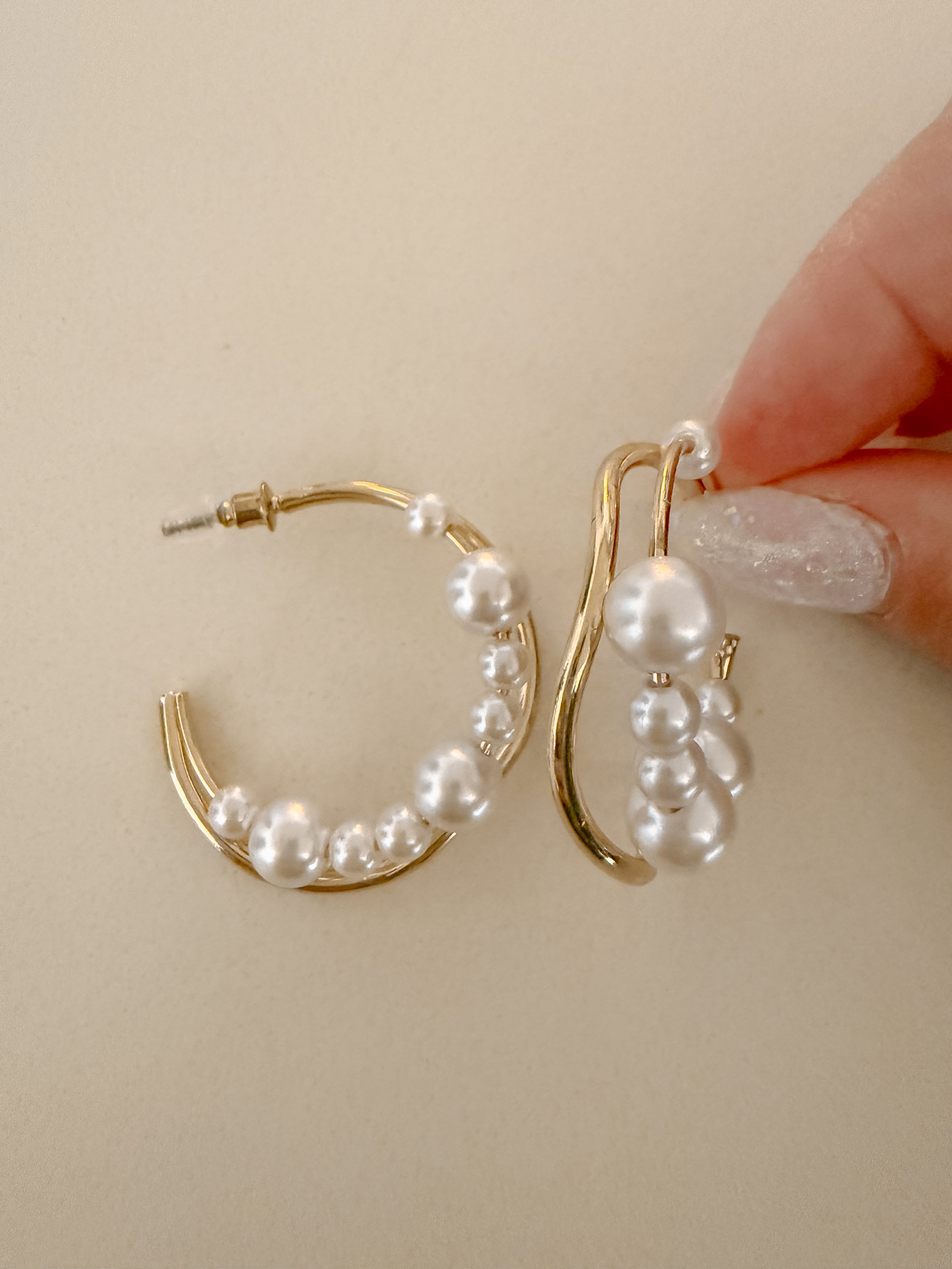 Wavy Pearl Hoop